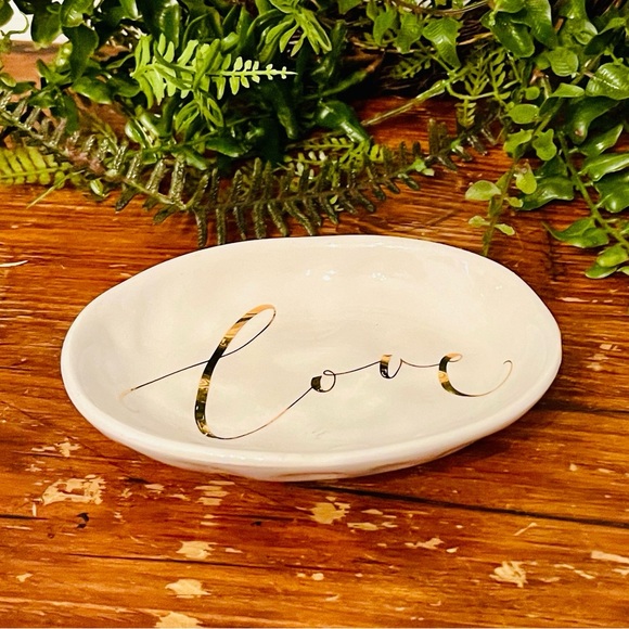 Sweet LOVE Trinket Soap Dish - Picture 2 of 5